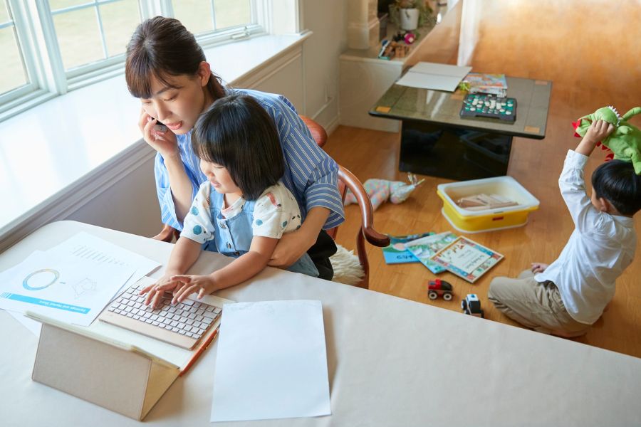 אמהות וקרייריה 2